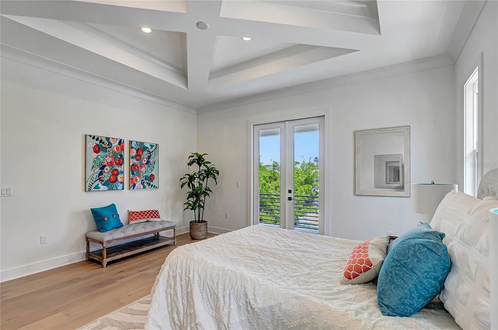 Active With Contract: $2,150,000 (5 beds, 4 baths, 3206 Square Feet)