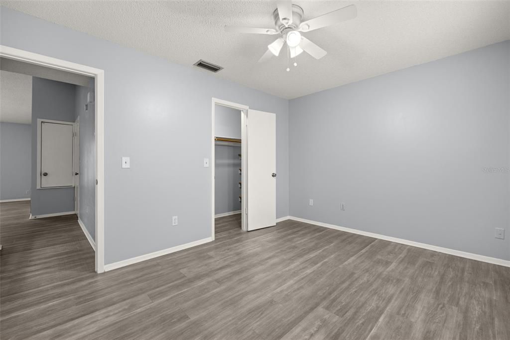 В аренду: $2,095 (2 спален, 2 ванн, 1055 Квадратных фут)