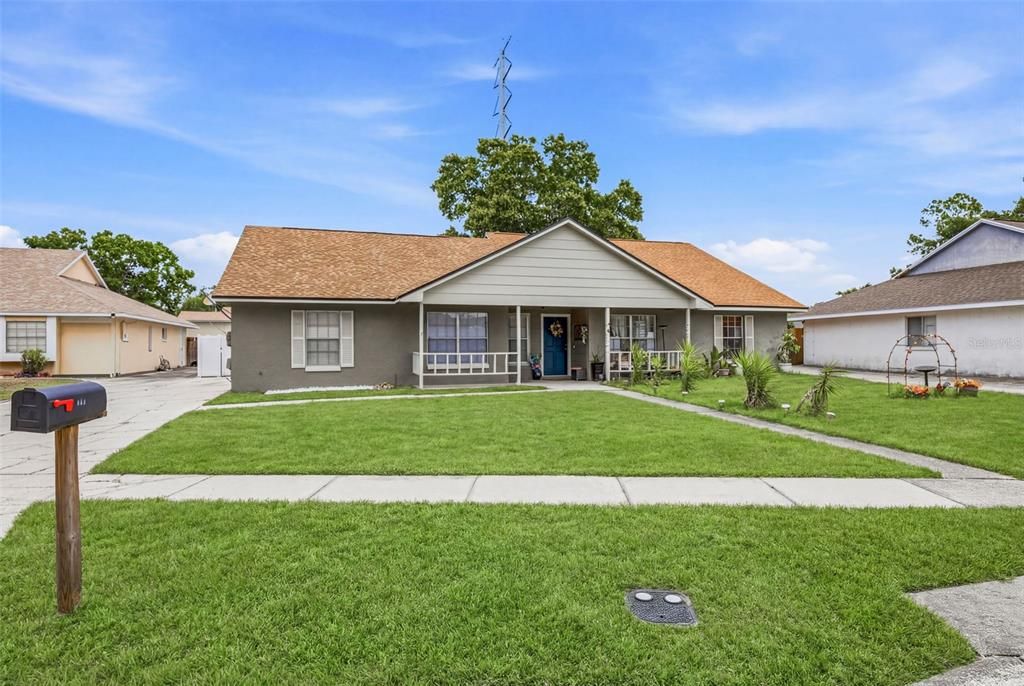 В аренду: $2,095 (2 спален, 2 ванн, 1055 Квадратных фут)