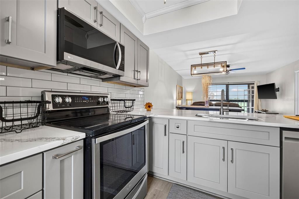В аренду: $1,750 (2 спален, 2 ванн, 1020 Квадратных фут)