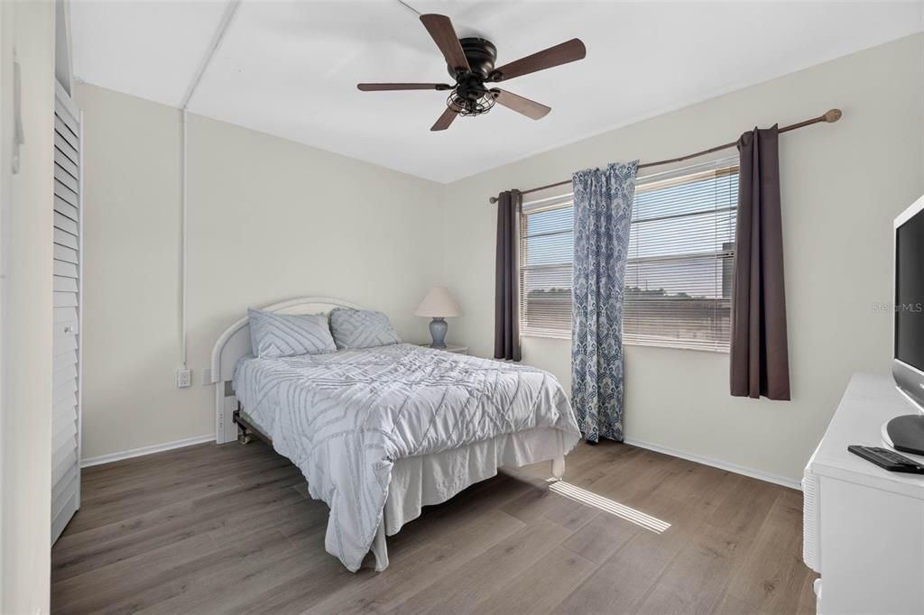 В аренду: $1,750 (2 спален, 2 ванн, 1020 Квадратных фут)