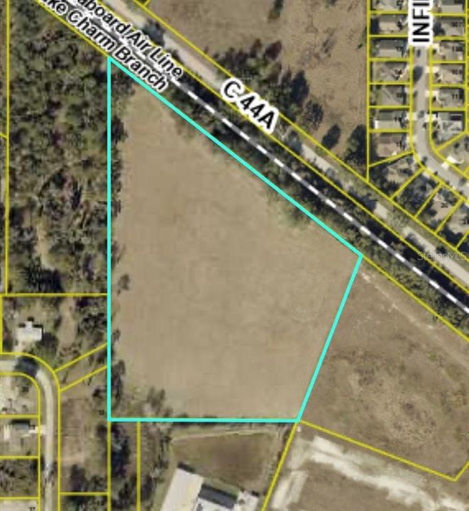 For Sale: $3,350,000 (9.00 acres)