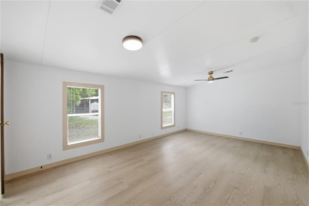 En Venta: $385,000 (3 camas, 2 baños, 1786 Pies cuadrados)