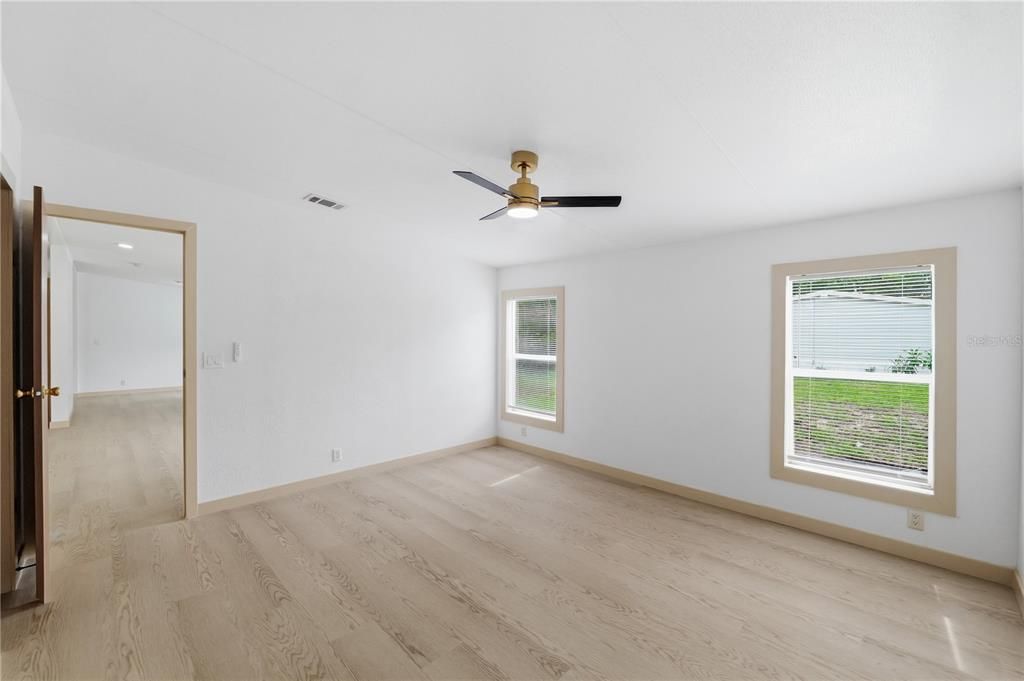 En Venta: $385,000 (3 camas, 2 baños, 1786 Pies cuadrados)