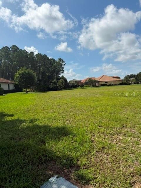 На продажу: $259,000 (0.53 acres)