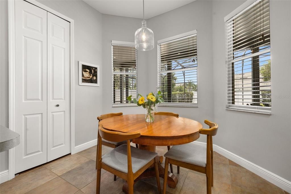 Active With Contract: $649,900 (4 beds, 3 baths, 2802 Square Feet)