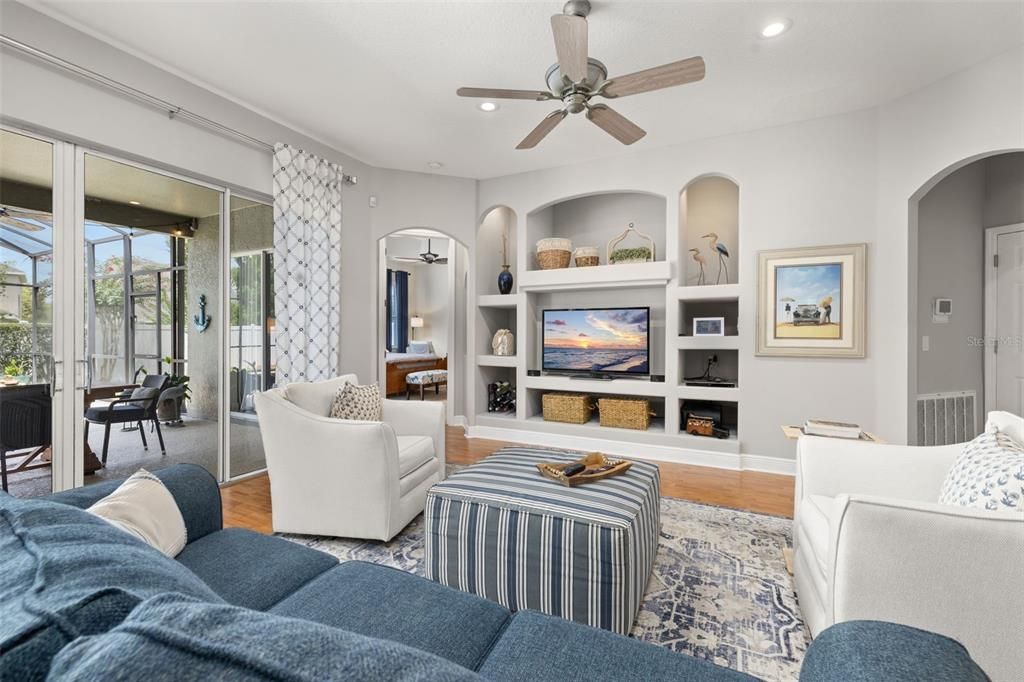 Active With Contract: $649,900 (4 beds, 3 baths, 2802 Square Feet)