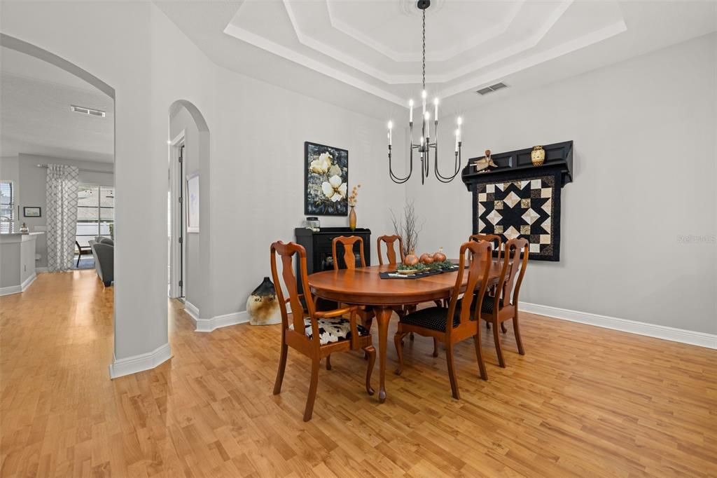 Active With Contract: $649,900 (4 beds, 3 baths, 2802 Square Feet)