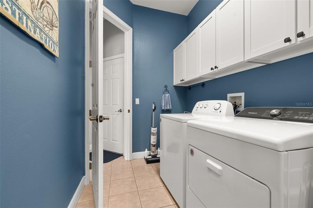 Active With Contract: $649,900 (4 beds, 3 baths, 2802 Square Feet)