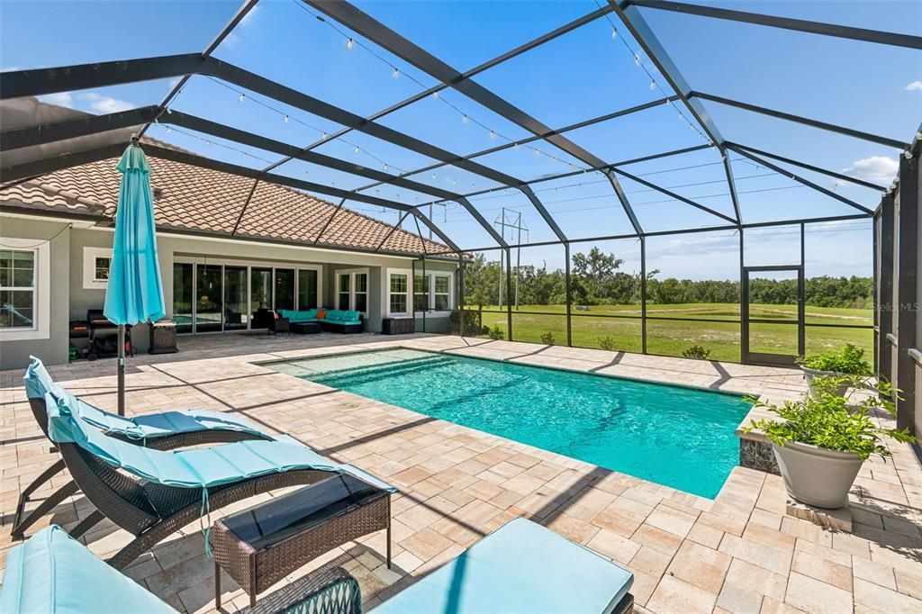 For Sale: $1,300,000 (5 beds, 4 baths, 4688 Square Feet)