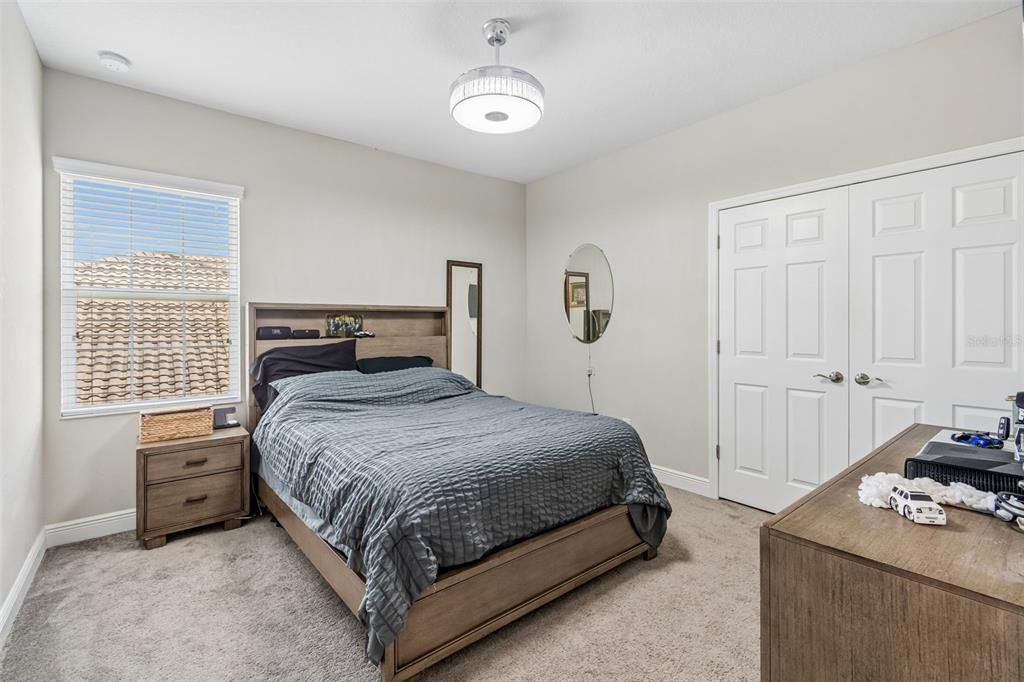 For Sale: $1,300,000 (5 beds, 4 baths, 4688 Square Feet)