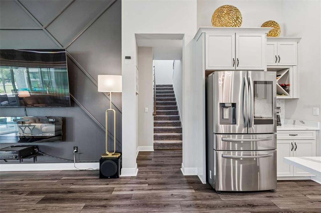For Sale: $1,300,000 (5 beds, 4 baths, 4688 Square Feet)