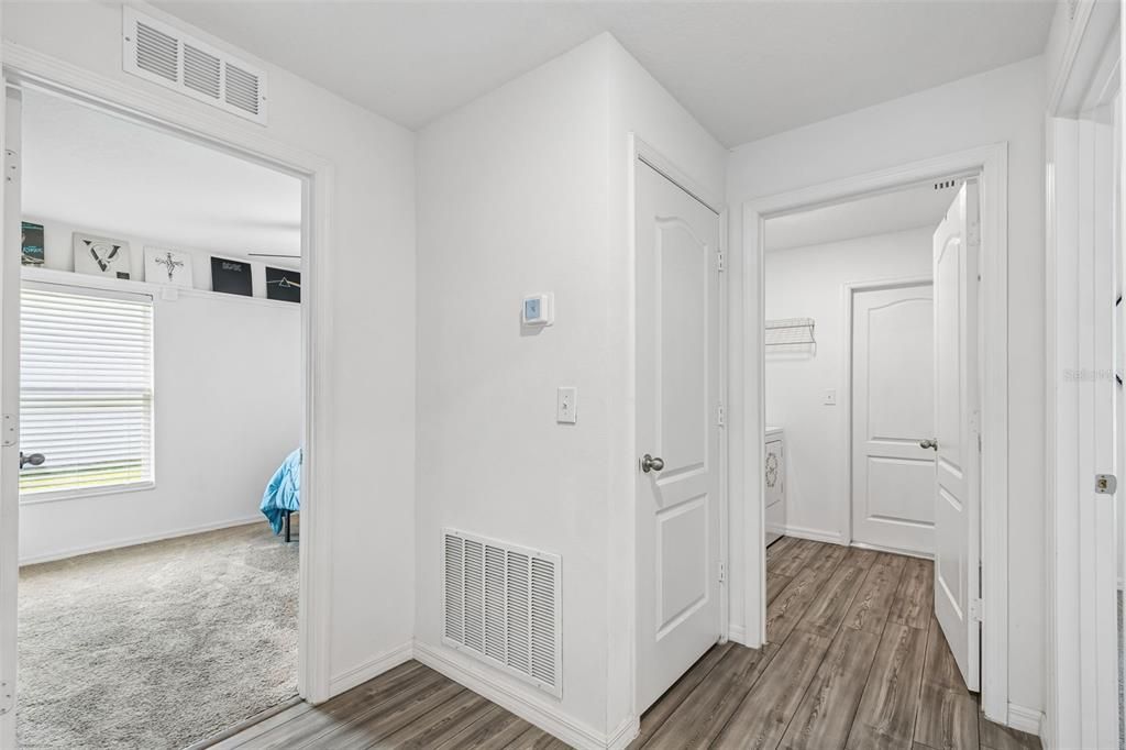 На продажу: $275,000 (3 спален, 2 ванн, 1446 Квадратных фут)