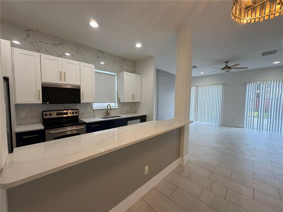 For Rent: $3,000 (3 beds, 2 baths, 1812 Square Feet)