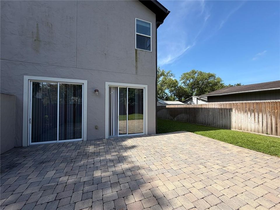 For Rent: $3,000 (3 beds, 2 baths, 1812 Square Feet)