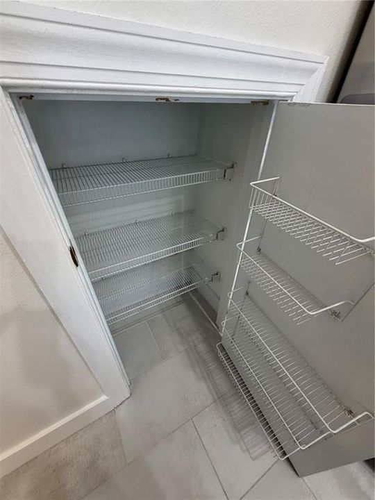For Rent: $3,000 (3 beds, 2 baths, 1812 Square Feet)