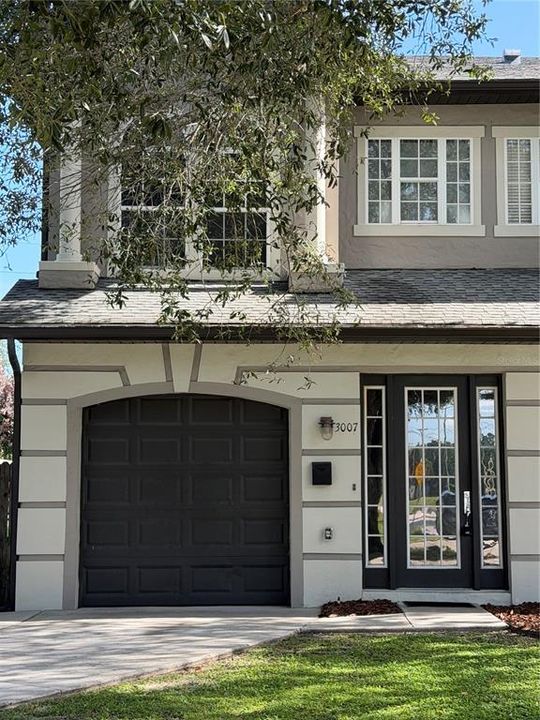 For Rent: $3,000 (3 beds, 2 baths, 1812 Square Feet)