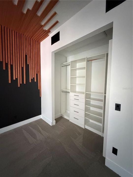 For Rent: $3,000 (3 beds, 2 baths, 1812 Square Feet)