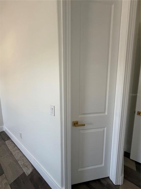 For Rent: $3,000 (3 beds, 2 baths, 1812 Square Feet)