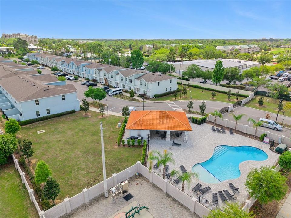 На продажу: $455,000 (4 спален, 4 ванн, 2112 Квадратных фут)