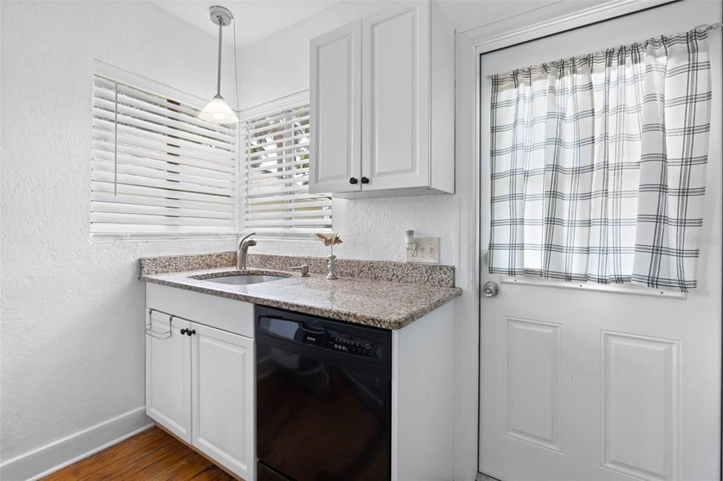En Venta: $299,990 (2 camas, 1 baños, 1230 Pies cuadrados)