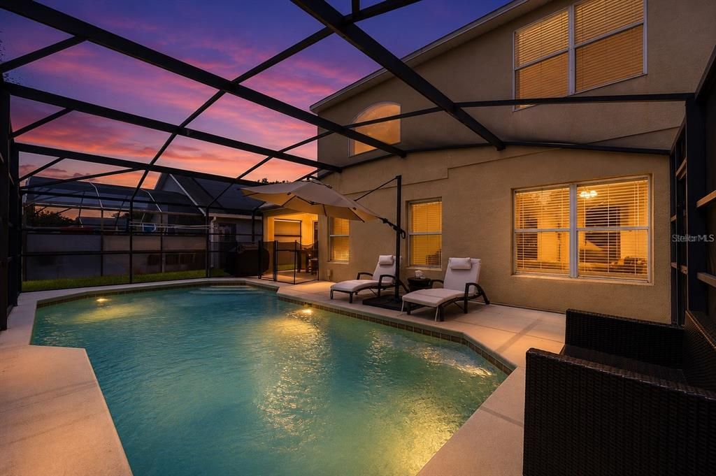 En Venta: $449,990 (5 camas, 3 baños, 2235 Pies cuadrados)