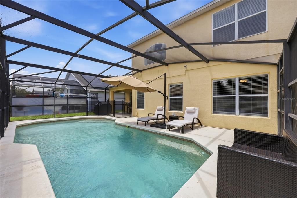 En Venta: $449,990 (5 camas, 3 baños, 2235 Pies cuadrados)