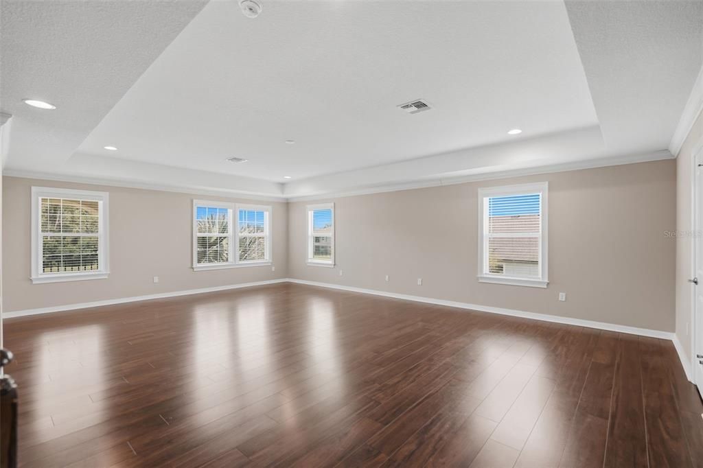 En Venta: $995,000 (5 camas, 3 baños, 4783 Pies cuadrados)