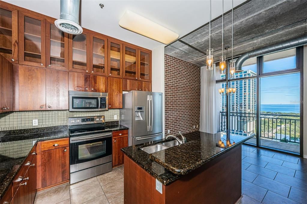 В аренду: $5,800 (2 спален, 2 ванн, 1354 Квадратных фут)