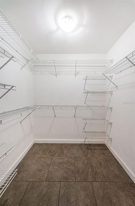 В аренду: $5,800 (2 спален, 2 ванн, 1354 Квадратных фут)