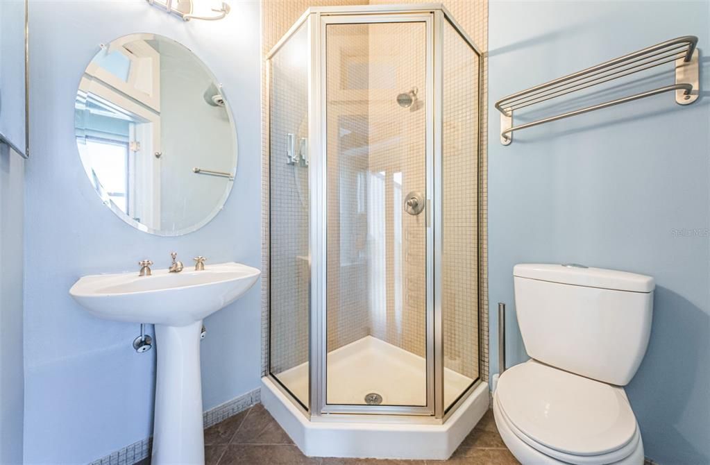 В аренду: $5,800 (2 спален, 2 ванн, 1354 Квадратных фут)