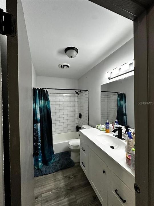 В аренду: $2,000 (3 спален, 2 ванн, 1353 Квадратных фут)