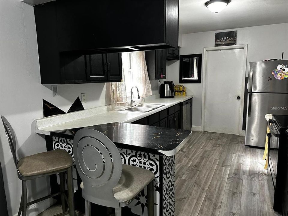 В аренду: $2,000 (3 спален, 2 ванн, 1353 Квадратных фут)