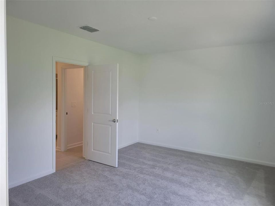 В аренду: $2,400 (3 спален, 2 ванн, 1444 Квадратных фут)