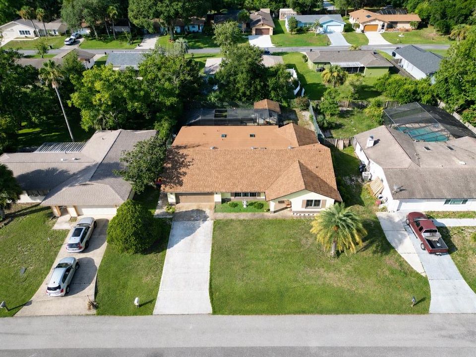 For Sale: $429,000 (3 beds, 3 baths, 2529 Square Feet)