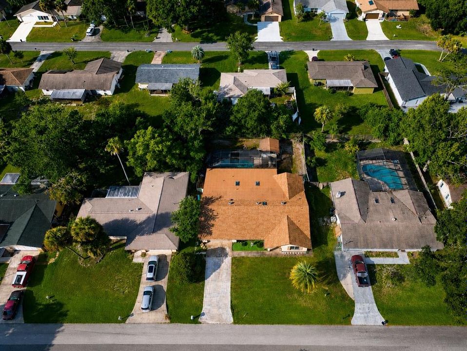 For Sale: $429,000 (3 beds, 3 baths, 2529 Square Feet)