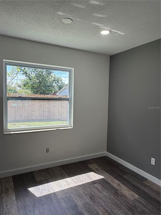 For Rent: $2,400 (4 beds, 2 baths, 1200 Square Feet)