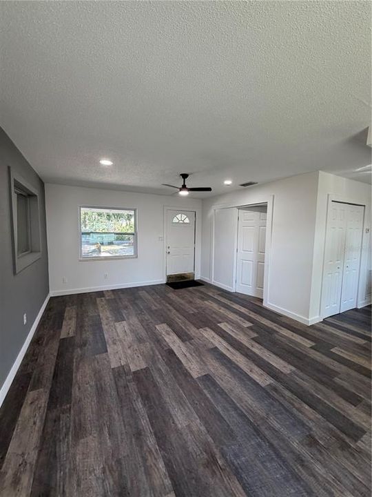 For Rent: $2,400 (4 beds, 2 baths, 1200 Square Feet)