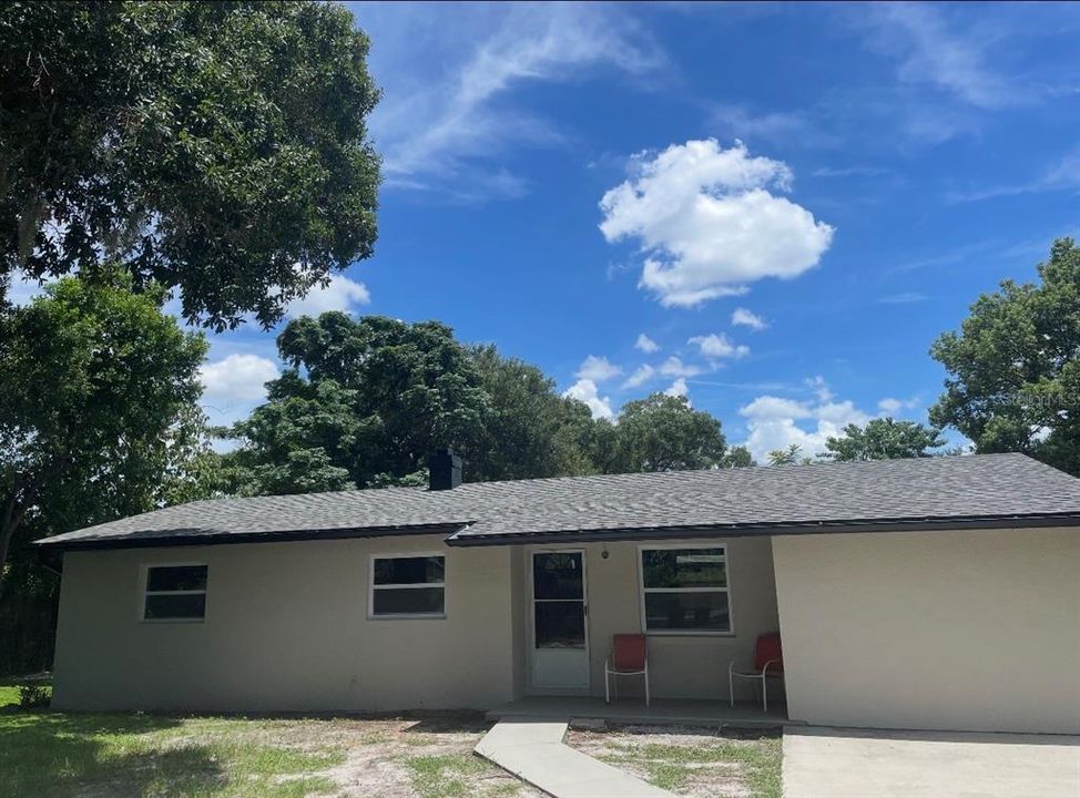 For Rent: $2,400 (4 beds, 2 baths, 1200 Square Feet)