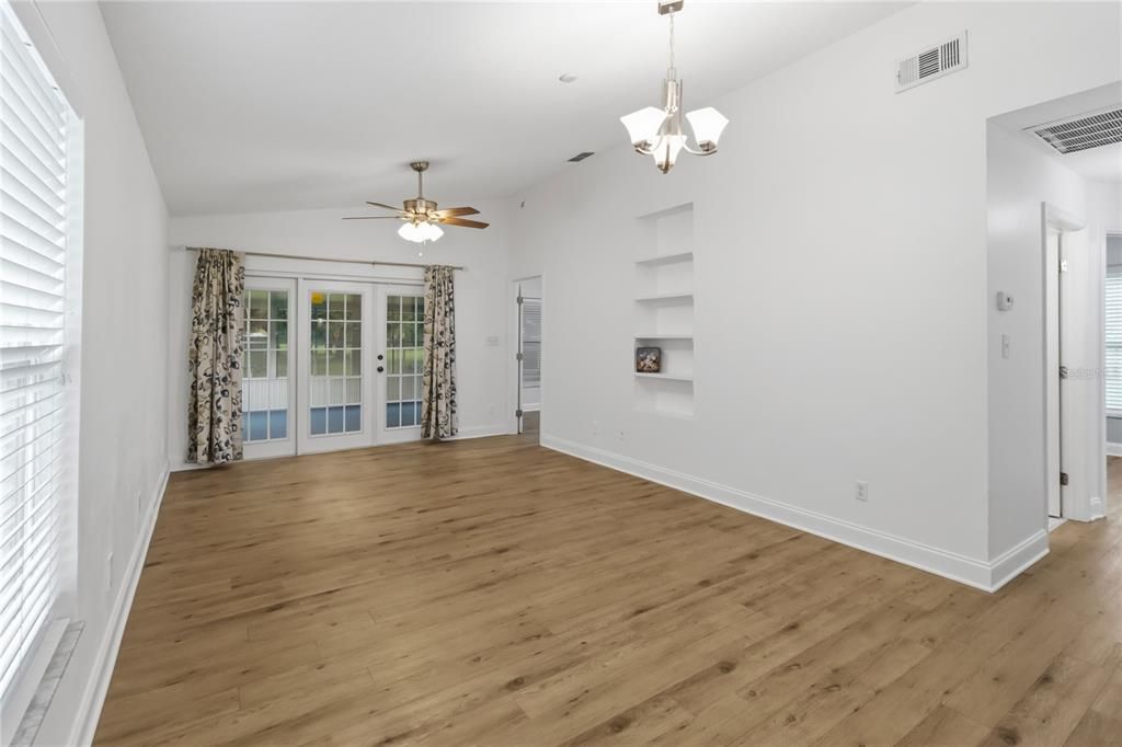 En Venta: $319,900 (3 camas, 2 baños, 1062 Pies cuadrados)