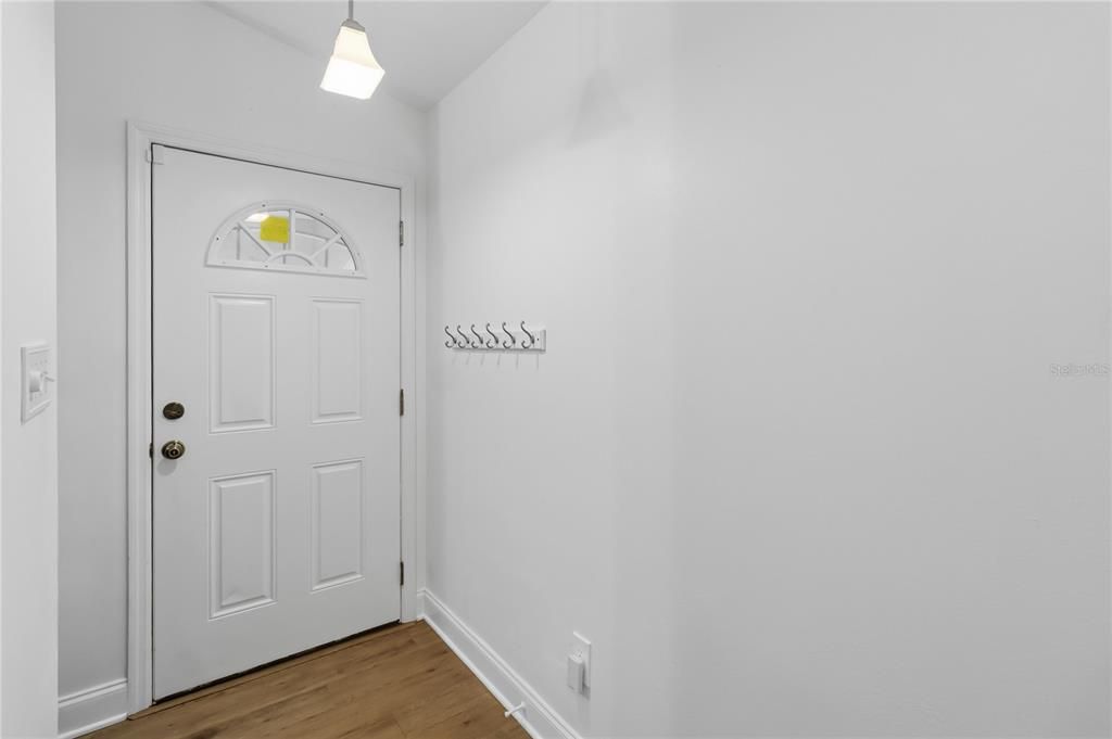 En Venta: $319,900 (3 camas, 2 baños, 1062 Pies cuadrados)
