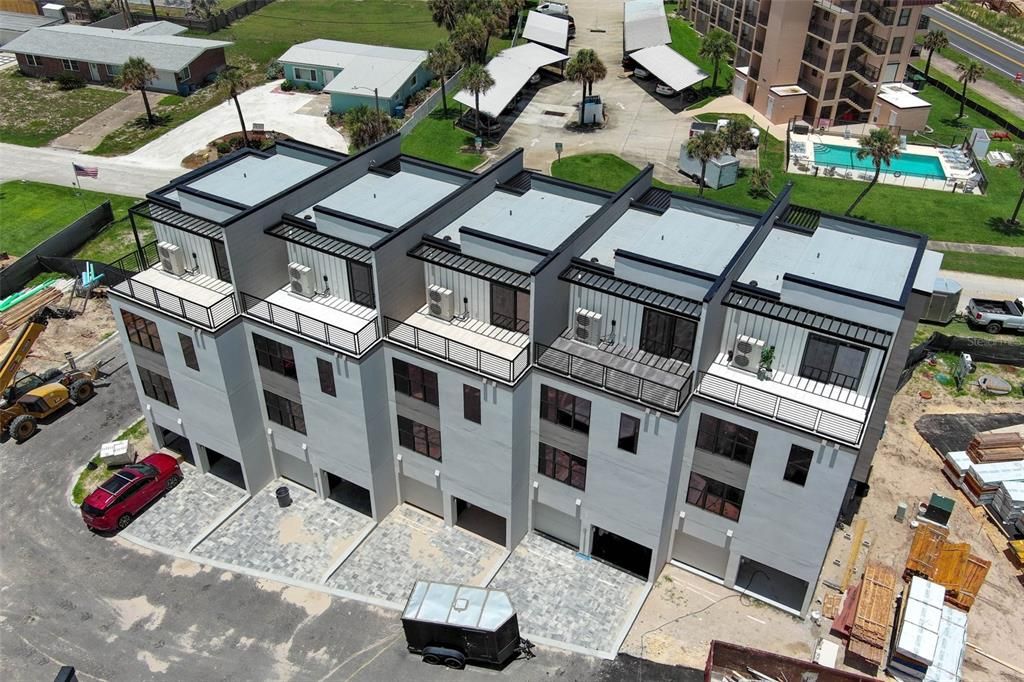 En Venta: $1,571,952 (3 camas, 3 baños, 2586 Pies cuadrados)