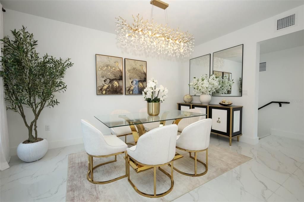 En Venta: $1,571,952 (3 camas, 3 baños, 2586 Pies cuadrados)