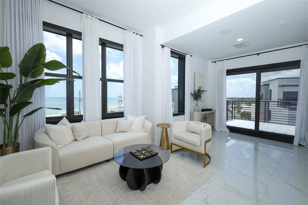 En Venta: $1,571,952 (3 camas, 3 baños, 2586 Pies cuadrados)