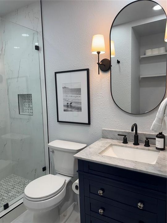 For Rent: $3,400 (2 beds, 1 baths, 832 Square Feet)