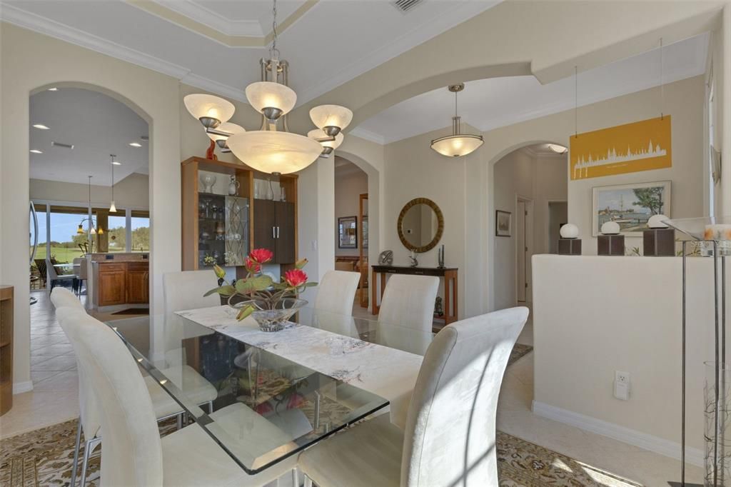 En Venta: $599,900 (2 camas, 2 baños, 1994 Pies cuadrados)