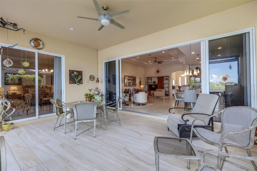 En Venta: $599,900 (2 camas, 2 baños, 1994 Pies cuadrados)