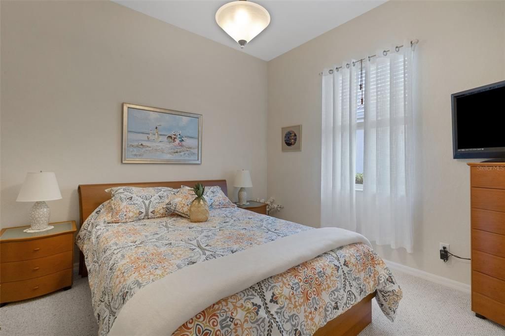 En Venta: $599,900 (2 camas, 2 baños, 1994 Pies cuadrados)