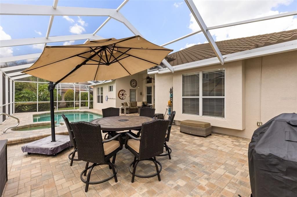 For Sale: $665,000 (4 beds, 3 baths, 2965 Square Feet)