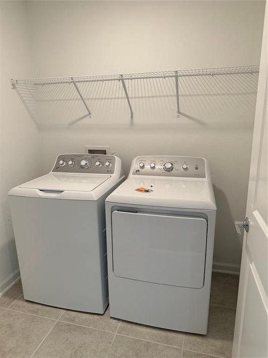В аренду: $2,350 (4 спален, 2 ванн, 1871 Квадратных фут)